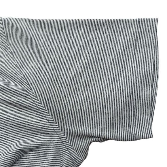 Johnnie-O Gray Striped Golf‎ Polo Shirt Men’s Size S Stretch Performance - Picture 7 of 11